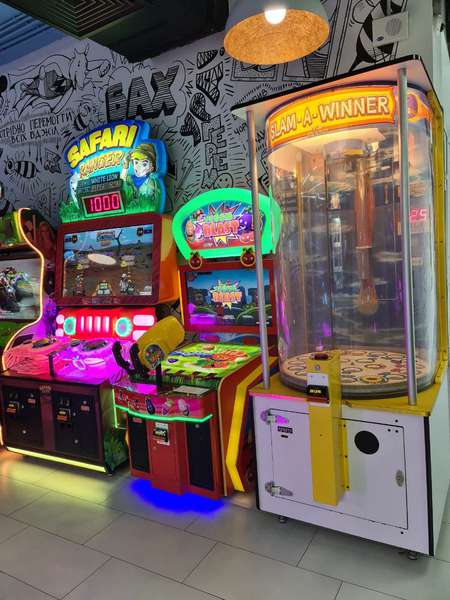 У РЦ «Промінь» працює зона дитячих ігрових автоматів*