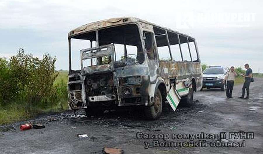 На Волині згорів рейсовий автобус (фото)