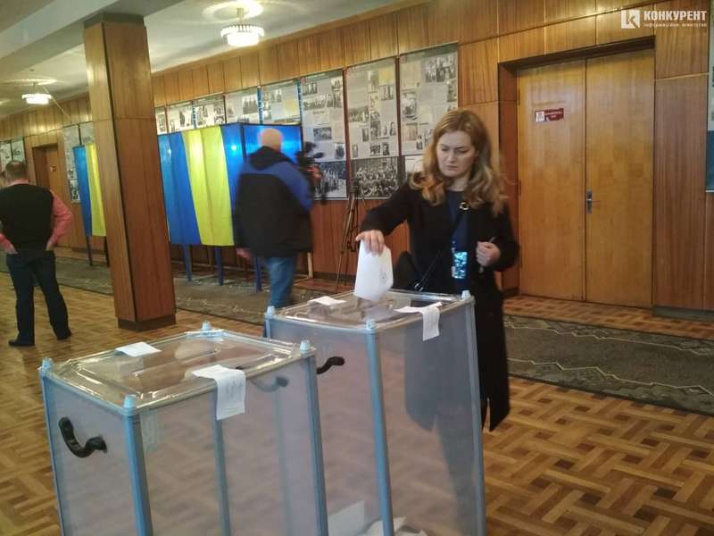 У СНУ стартувало голосування на виборах ректора (фото)