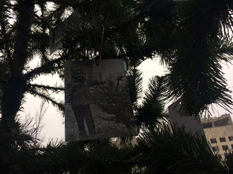 У Чорнобилі вперше з часів трагедії встановили новорічну ялинку (фото)