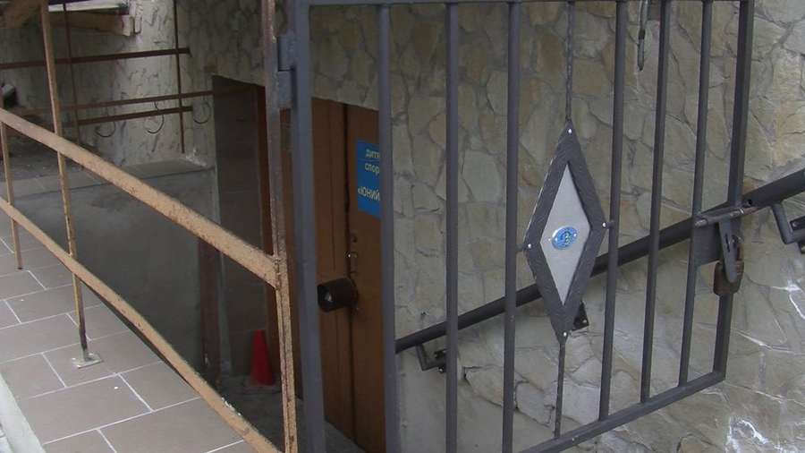 У Луцьку приміщення колишньої синагоги, де діє спортшкола, передали релігійній організації
