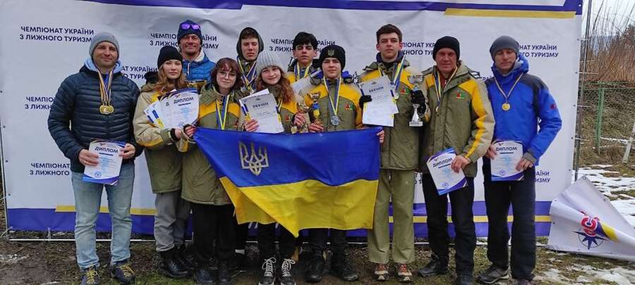 «Було доволі небезпечно»: волинські лижники про перемогу на чемпіонаті України (фото)