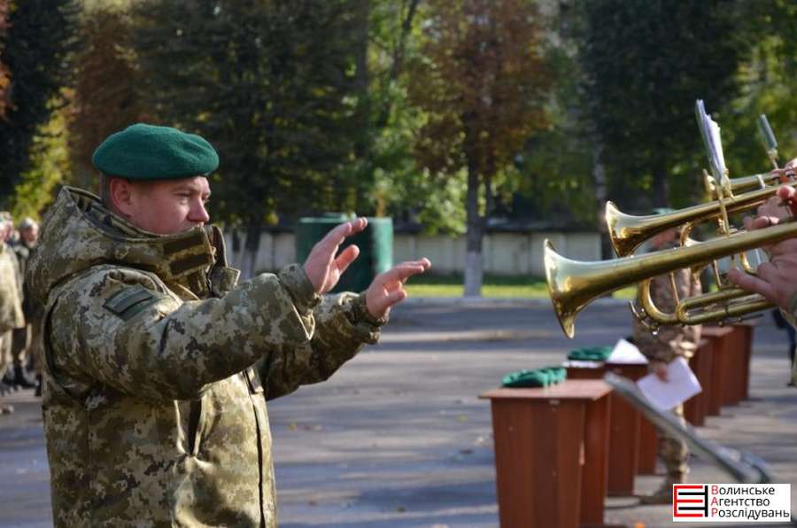 Як у Луцьку прикордонники святкують день Захисника України (фото)