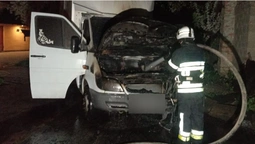 Авто, будинок, літня кухня: на Волині за добу загасили 10 пожеж (фото)