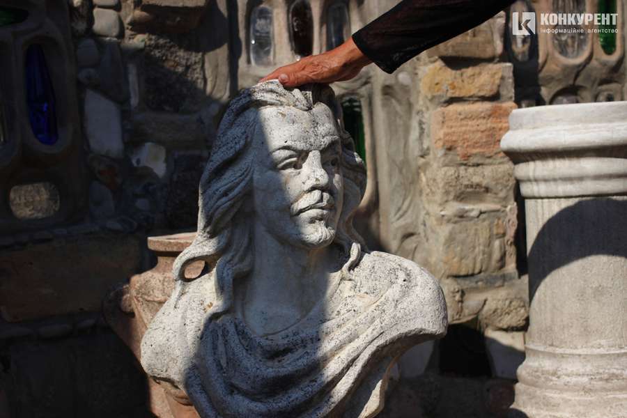 «Коля, ти мені приснись»: чим живе Тамара Головань, вдова луцького скульптора