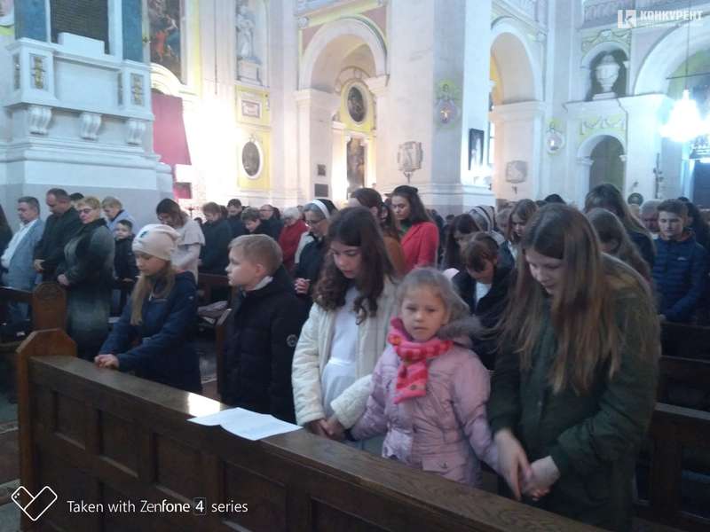 Римо-католики на Волині святкують Великдень (фото)