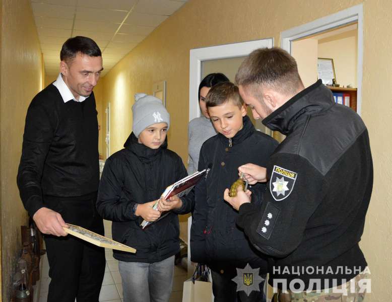 У центрі Луцька діти знайшли корпус гранати «Ф-1» (фото)