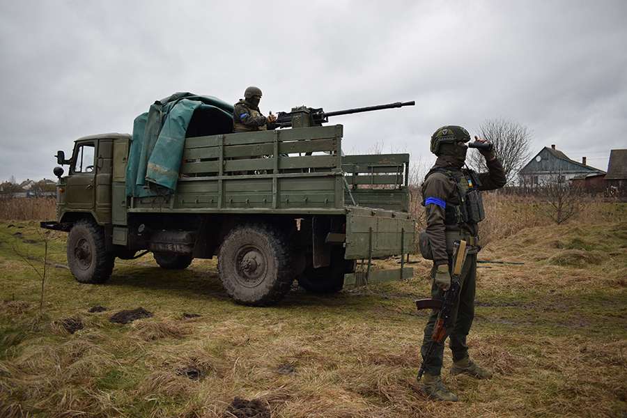 Волинські гвардійці з кулемета знищують ворожі БпЛА (фото)