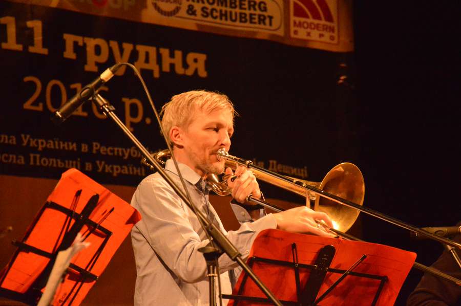 У Луцьку стартував фестиваль «JAZZ BEZ 2016»