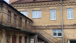 Депутати Луцькради інспектували Гостинний двір Прайзлерів, в якому буде готель (фото, відео)