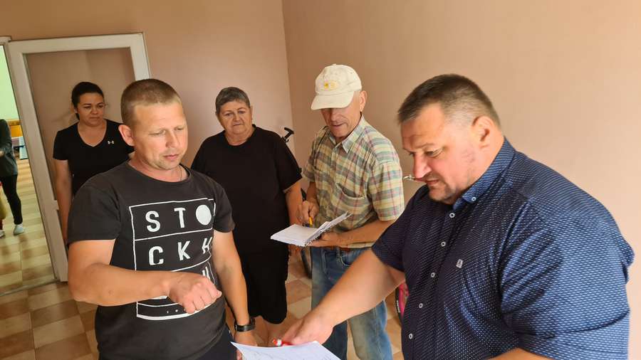 Переселенці у Підгайцівській громаді отримують допомогу від благодійного фонду «Віримо в Україну» (фото)
