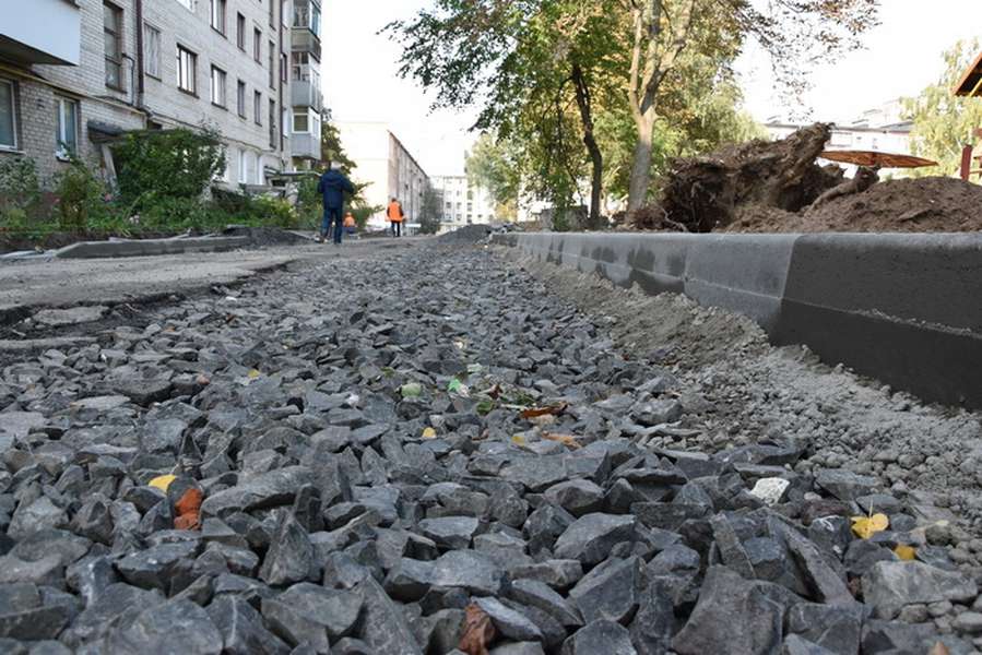 Вулицю Липинського у Луцьку відремонтують за місяць (фото) 