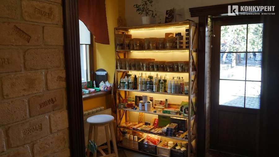 Смачне місце спокою: як у Луцьку народилося вега-арт-кафе «Твоя мантра»