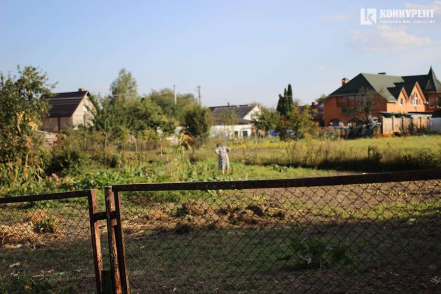 Бабине літо у селі під Луцьком (фото)