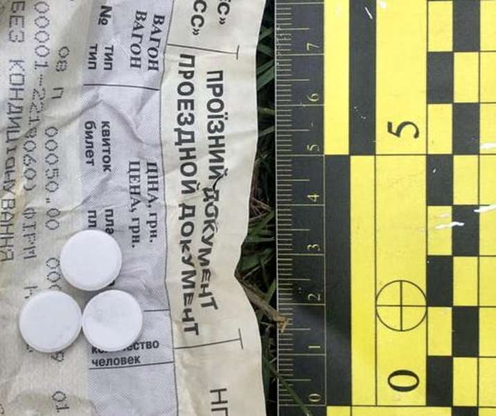 Таблетки, опій, канабіс та макова солома: волинянина вшосте судитимуть за наркозлочини (фото)