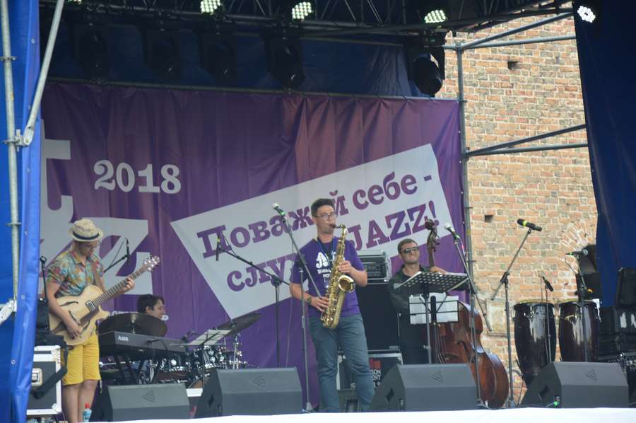 Суміш джазу, хіп-хопу та літа: у Луцьку завершився «Art Jazz 2018» (фото)