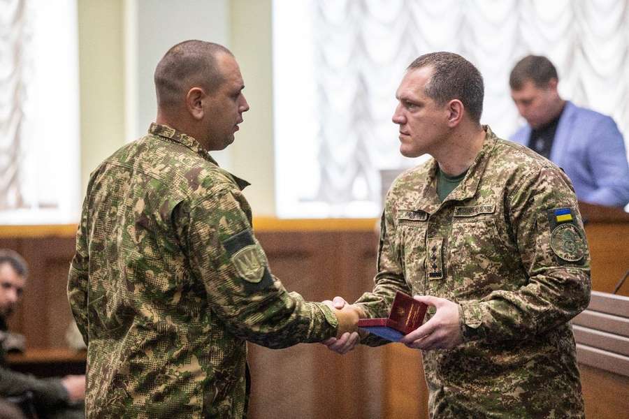 Командувач НГУ вручив нагороди Луцьким гвардійцям (фото)
