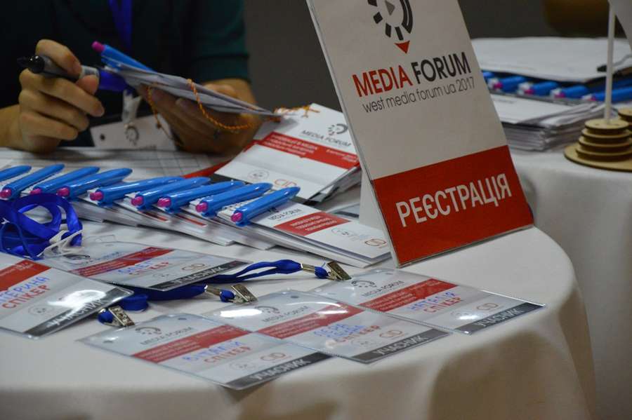 «Повільні» ЗМІ, блогери та лайфхаки журналістів: про що говорив West Media Forum