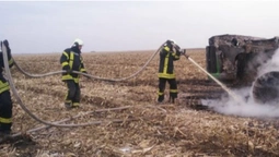 В полі на Волині загорівся трактор (фото)