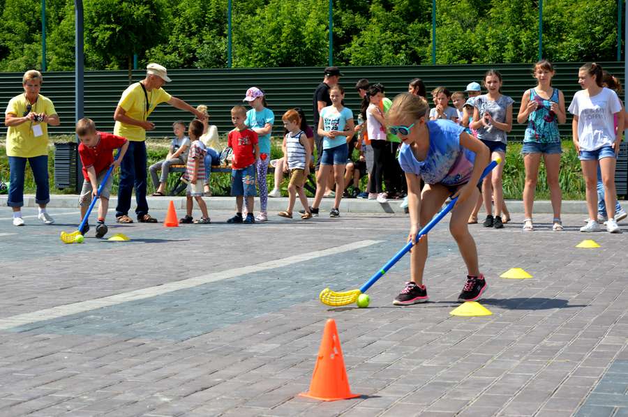  Як у луцькому Сіті Парку велике дитяче свято спорту відзначали (фото)