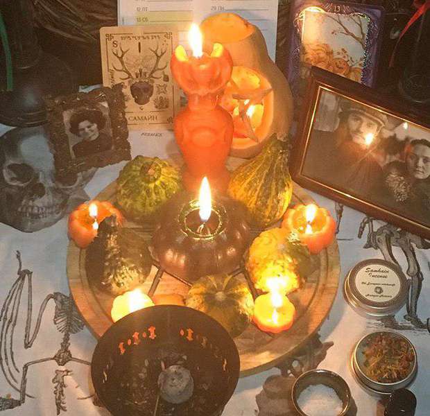 «Сатанинські жертвоприношення котиків – вигадка», – вікканка про справжні ритуали на Геловін (фото)