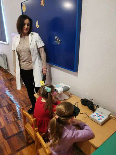 В дошкільному закладі у Луцьку допомагають дітям із вадами зору (фото)