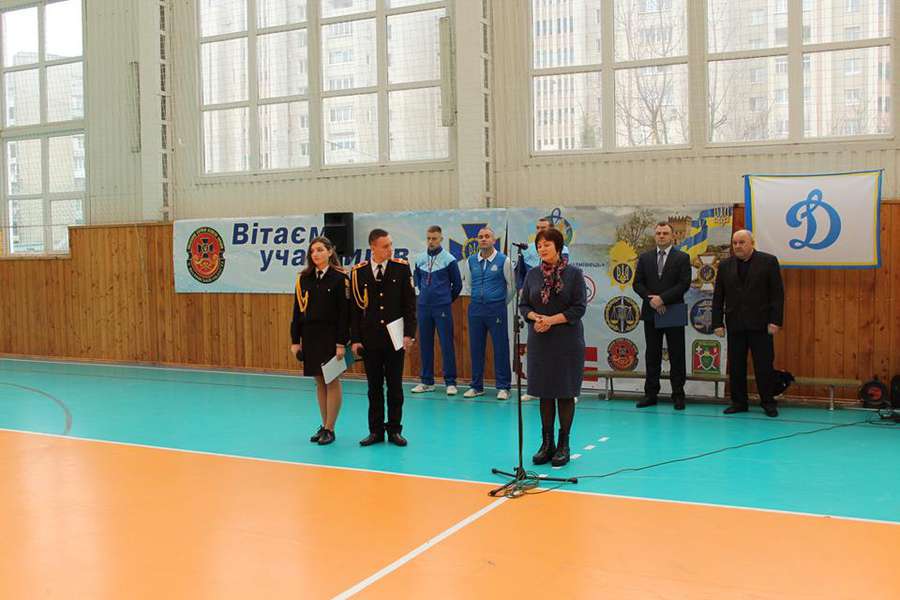 Луцькі правоохоронці провели чемпіонат із волейболу на честь загиблого капітана СБУ