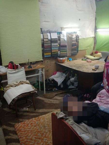 Матір тиждень не з'являлася вдома: у Луцьку трьох дітей забрали у притулок (фото)