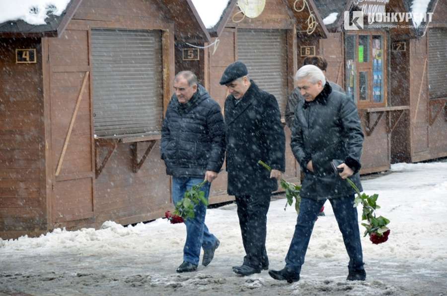 Колишнього міського голову Антона Кривицького ховали у сніжний день