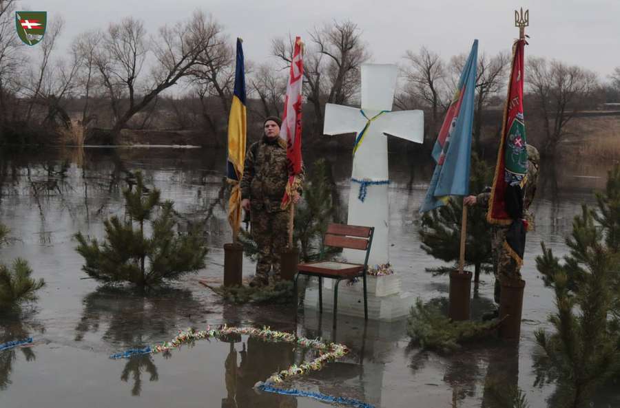 Благословення на Перемогу і занурення: бійці Волинської бригади відзначили Водохреще (фото)