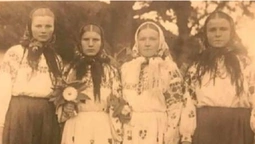 Якими були жінки у волинському селищі в 50-х роках минулого століття (фото)