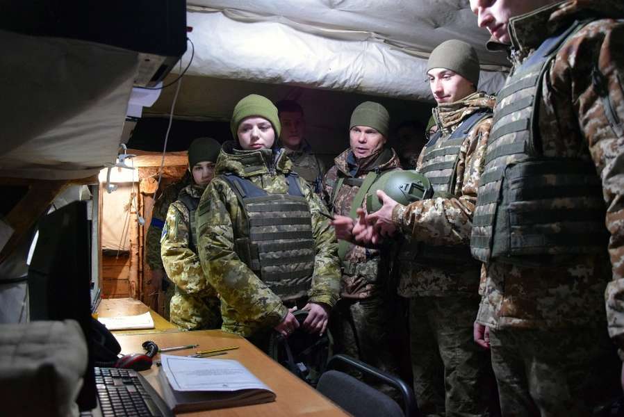 Колектив Волинського прикордонного загону поповнився молодими офіцерами (фото)