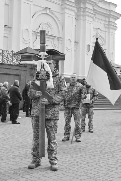 У Луцьку провели в останню дорогу захисника Олександра Сідорського (фото)