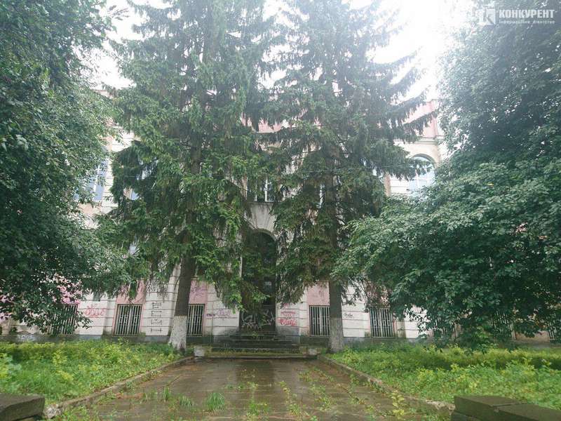 Будинок Офіцерів на вулиці Винниченка в Луцьку