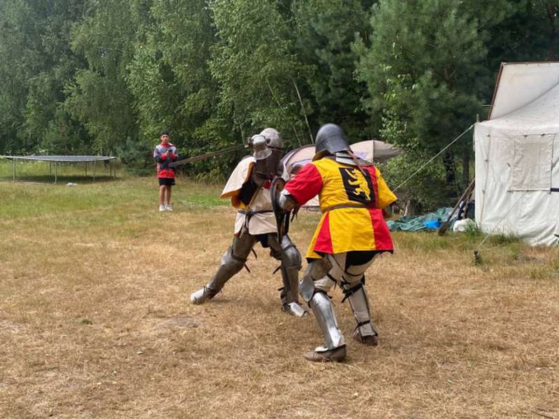 У Луцькому районі молодь навчають середньовічного бою (фото)