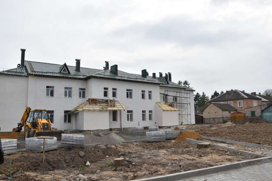 У Вересневому завершують ремонт амбулаторії (фото)