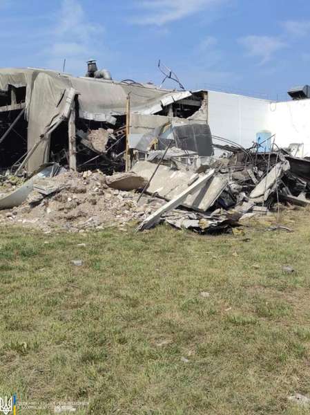 Екологи оцінили шкоду від ракетного удару по заводу в Луцьку (фото)
