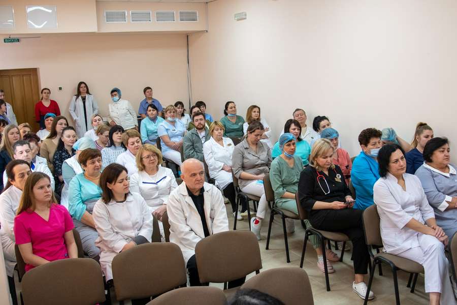 Директорка Волинської обласної інфекційної лікарні йде з посади (фото)