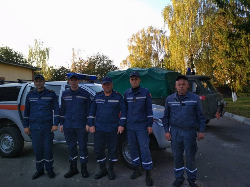 Волинські рятувальники відправилися на Чернігівщину, де вибухнули склади 