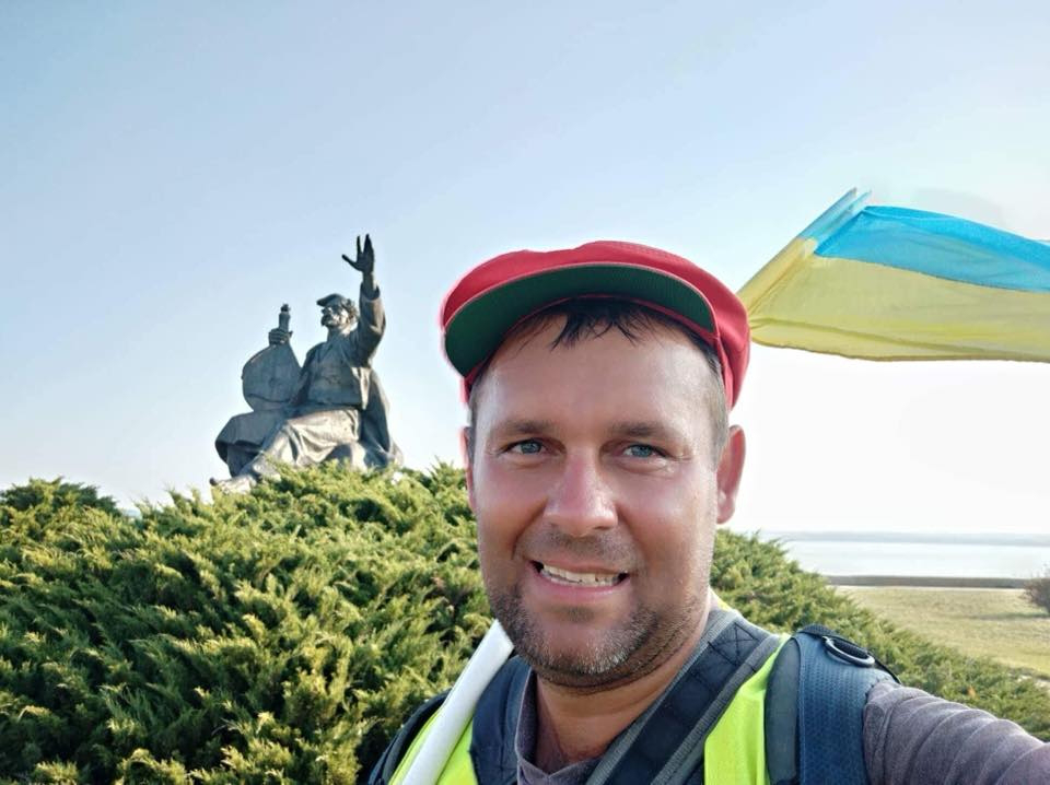 Волинський волонтер Руслан Теліпський здолав 800 кілометрів пішки (відео)