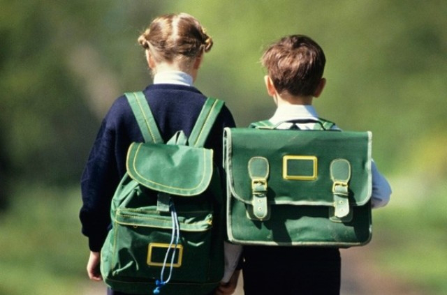 ТОП-9 порад, як «не загнутися» під вагою  шкільного рюкзака