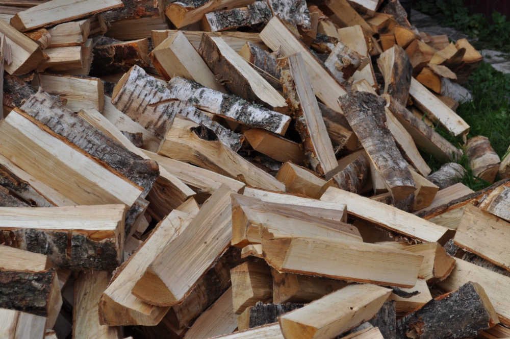 Лучанам безплатно дадуть дрова на зиму 