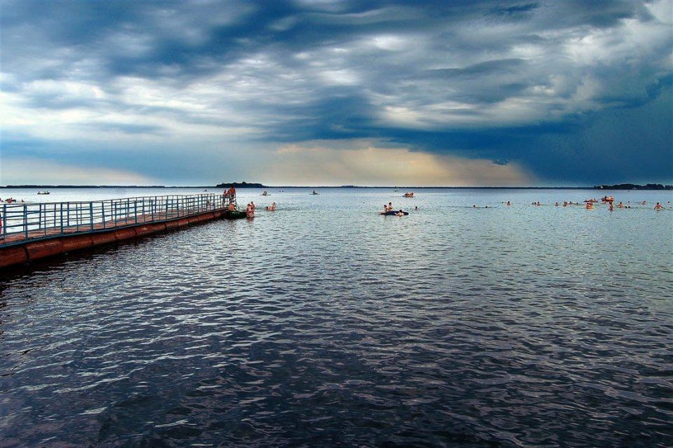 Шацькі озера – у ТОП-10 унікальних озер України (фото)