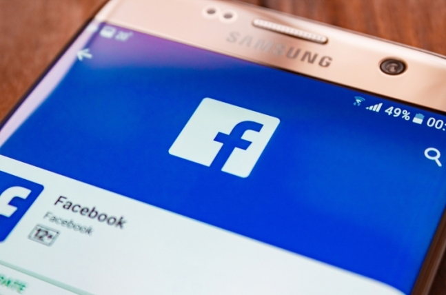 Через збій Facebook «злив» приватні записи 14 мільйонів користувачів 