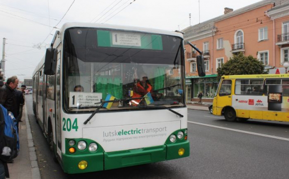 На Великодні свята у Луцьку запустять додатковий громадський транспорт