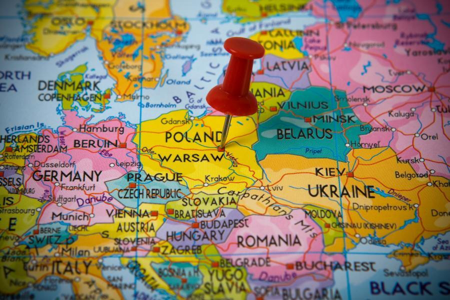 Дійсні посвідки на перебування у Польщі мають більше 150 тисяч українців