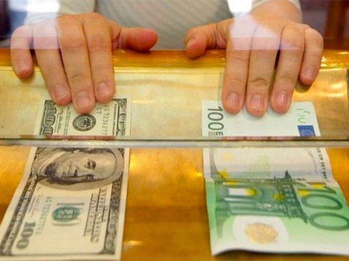 В Україні змінили порядок валютних операцій банків 