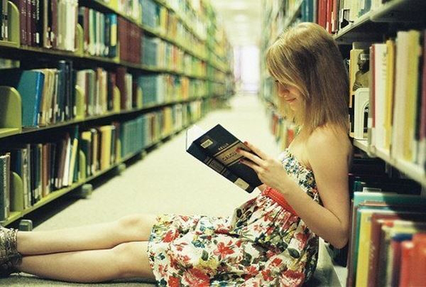 Непопулярне заняття: українці перестають читати книги