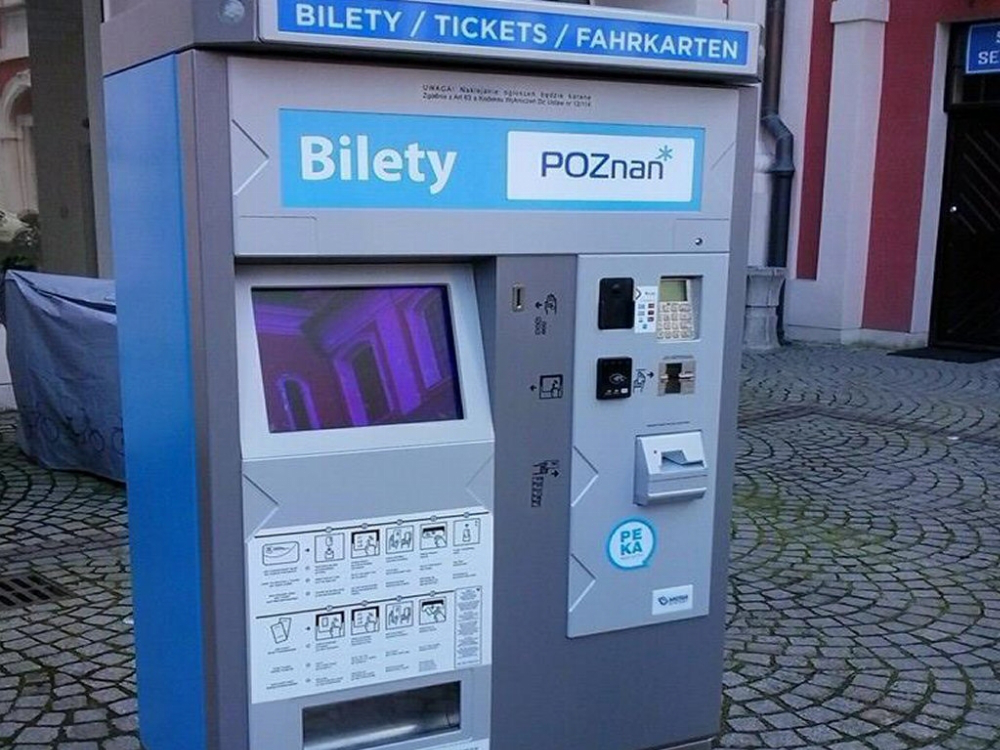 У Польщі «українізують» апарати продажу квитків 