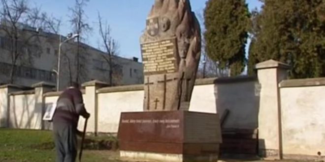 У Польщі встановили пам'ятника жертвам Волинської трагедії 